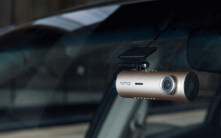 Фотография Видеорегистратор Xiaomi 70mai Dash Cam Gold (M300) Фотография Видеорегистратор Xiaomi 70mai Dash Cam Gold (M300)