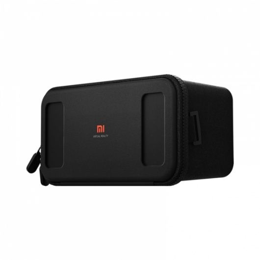 Фотография Очки виртуальной реальности Xiaomi Mi VR Glasses Play Фотография Очки виртуальной реальности Xiaomi Mi VR Glasses Play