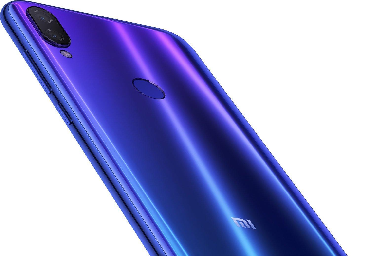 Фото Смартфон Xiaomi Mi Play 4/64Gb Blue Фото Смартфон Xiaomi Mi Play 4/64Gb Blue