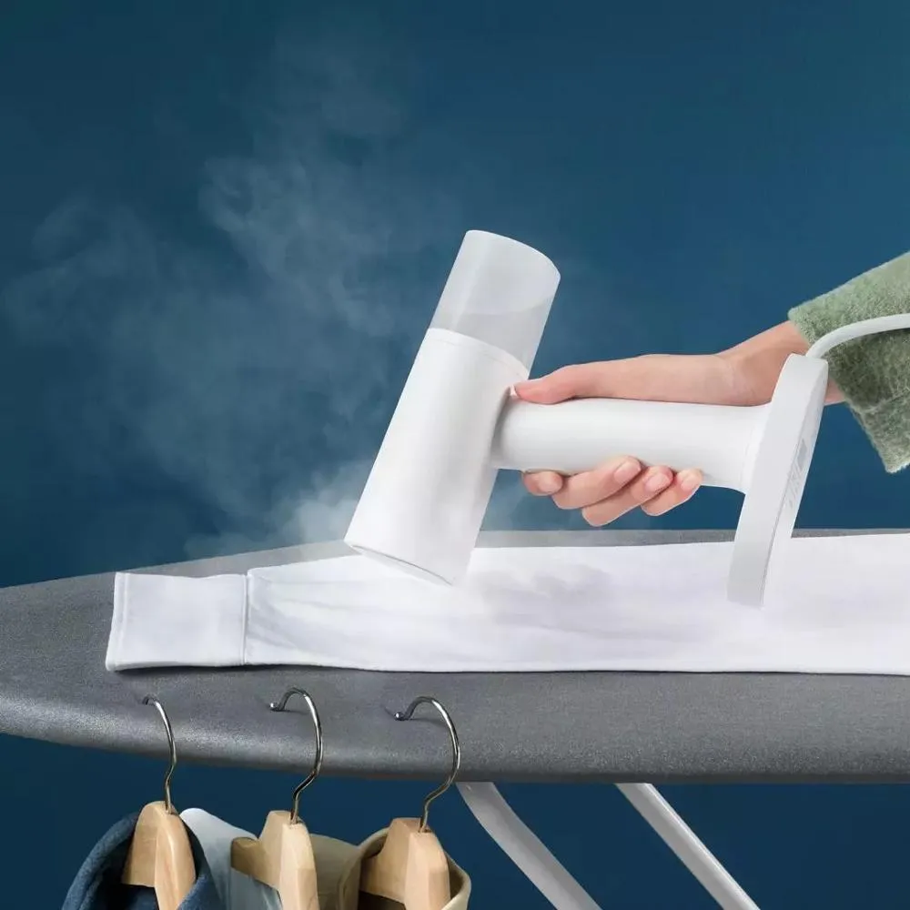 Фотография Отпариватель Xiaomi Mijia Handheld Ironing Machine (MJGTJ01LF) Фотография Отпариватель Xiaomi Mijia Handheld Ironing Machine (MJGTJ01LF)