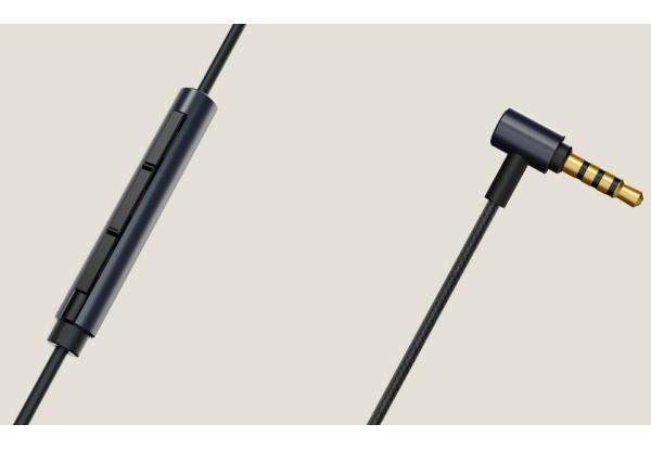 Фотография Наушники Xiaomi Mi In-Ear Headphones Pro 2 Global Фотография Наушники Xiaomi Mi In-Ear Headphones Pro 2 Global