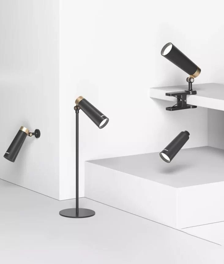 Фотография Лампа настольная Xiaomi Yeelight 4-in-1 Rechargeable Desk Lamp Black (YLYTD-0011) Фотография Лампа настольная Xiaomi Yeelight 4-in-1 Rechargeable Desk Lamp Black (YLYTD-0011)
