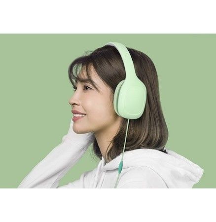 Фотография Наушники Xiaomi Mi Headphones Light Edition Green Фотография Наушники Xiaomi Mi Headphones Light Edition Green