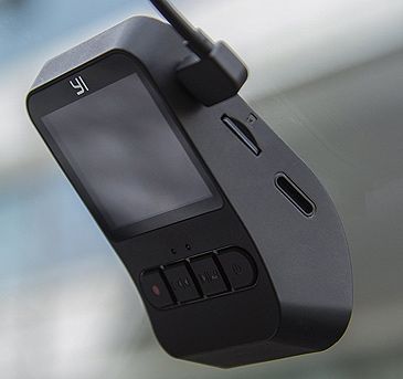 Купить Видеорегистратор Xiaomi YI Mini Dash Cam Купить Видеорегистратор Xiaomi YI Mini Dash Cam