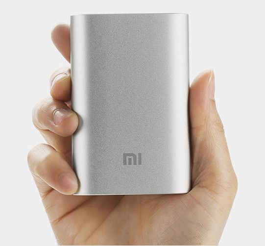Фотография Power bank Xiaomi 10000 mAh Silver Фотография Power bank Xiaomi 10000 mAh Silver