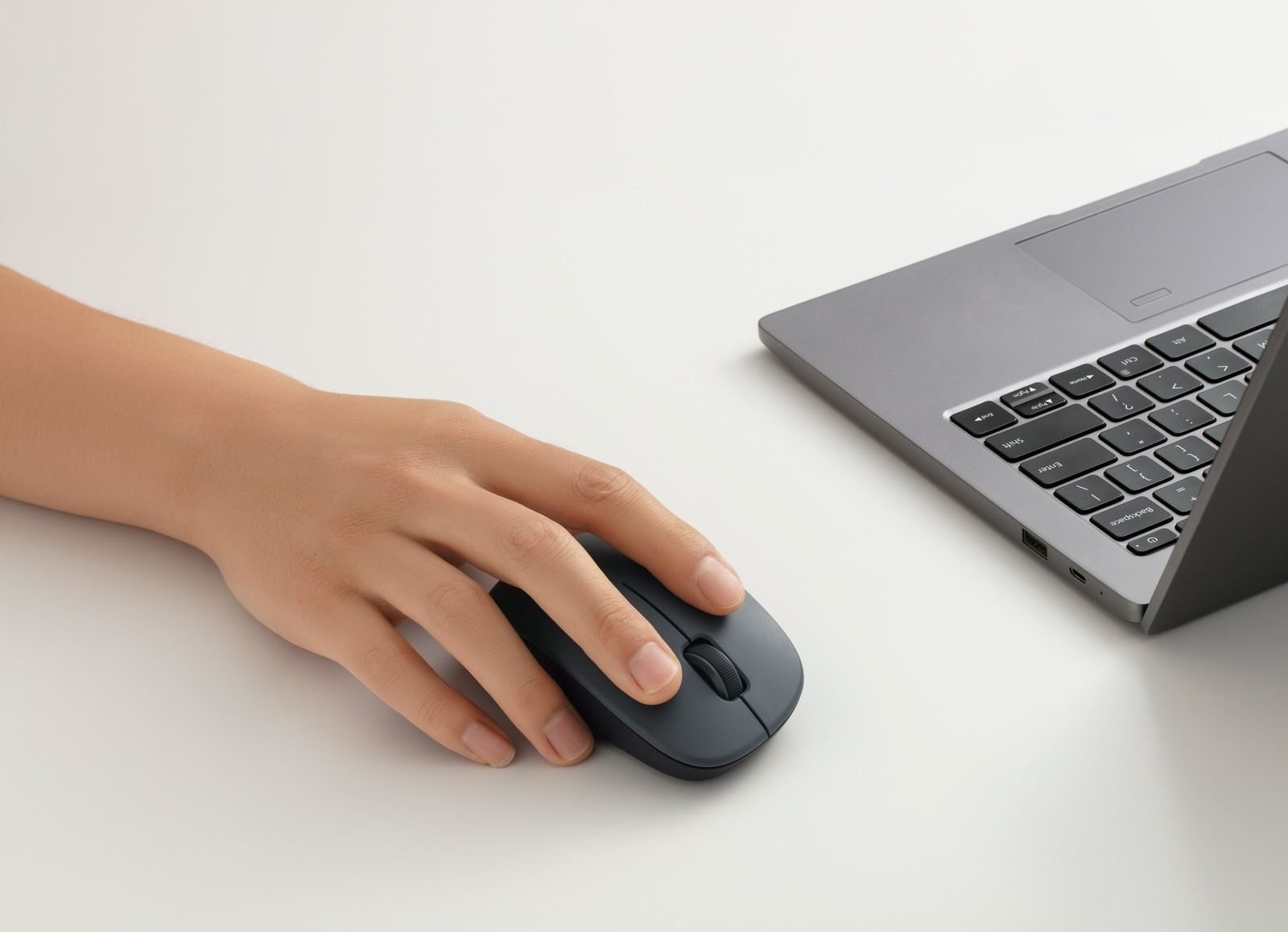 Цена Беспроводная мышь Xiaomi Wireless Mouse Comfort Edition Black Цена Беспроводная мышь Xiaomi Wireless Mouse Comfort Edition Black