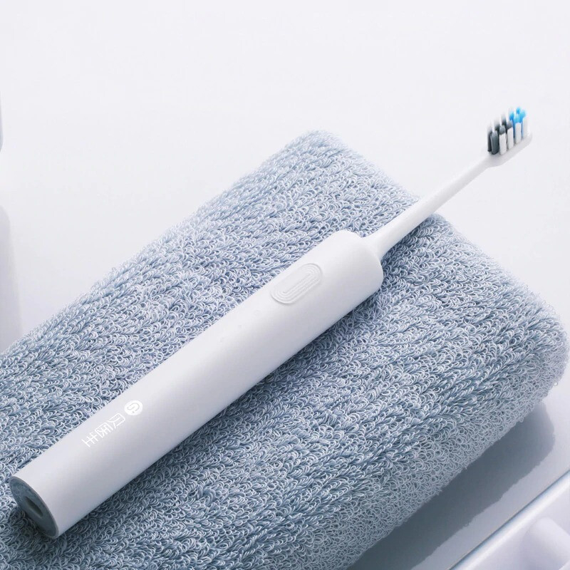 Фотография Зубная щетка Xiaomi Dr.Bei BET-C01 White Фотография Зубная щетка Xiaomi Dr.Bei BET-C01 White