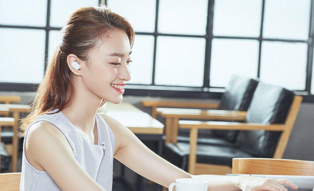 Фото Наушники Xiaomi Mi AirDots Youth Edition Фото Наушники Xiaomi Mi AirDots Youth Edition