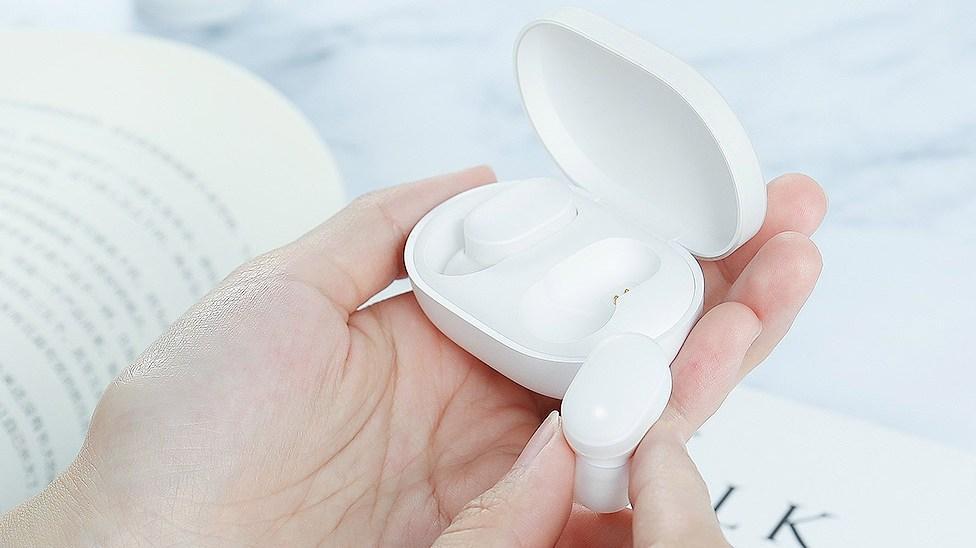 Наушники Xiaomi Mi AirDots Youth Edition заказать Наушники Xiaomi Mi AirDots Youth Edition заказать