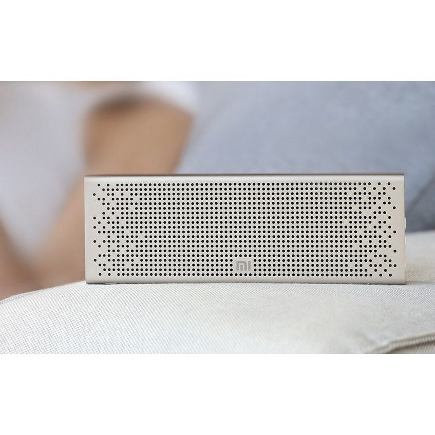 Цена Колонка Xiaomi Mi Bluetooth Speaker Gold Цена Колонка Xiaomi Mi Bluetooth Speaker Gold