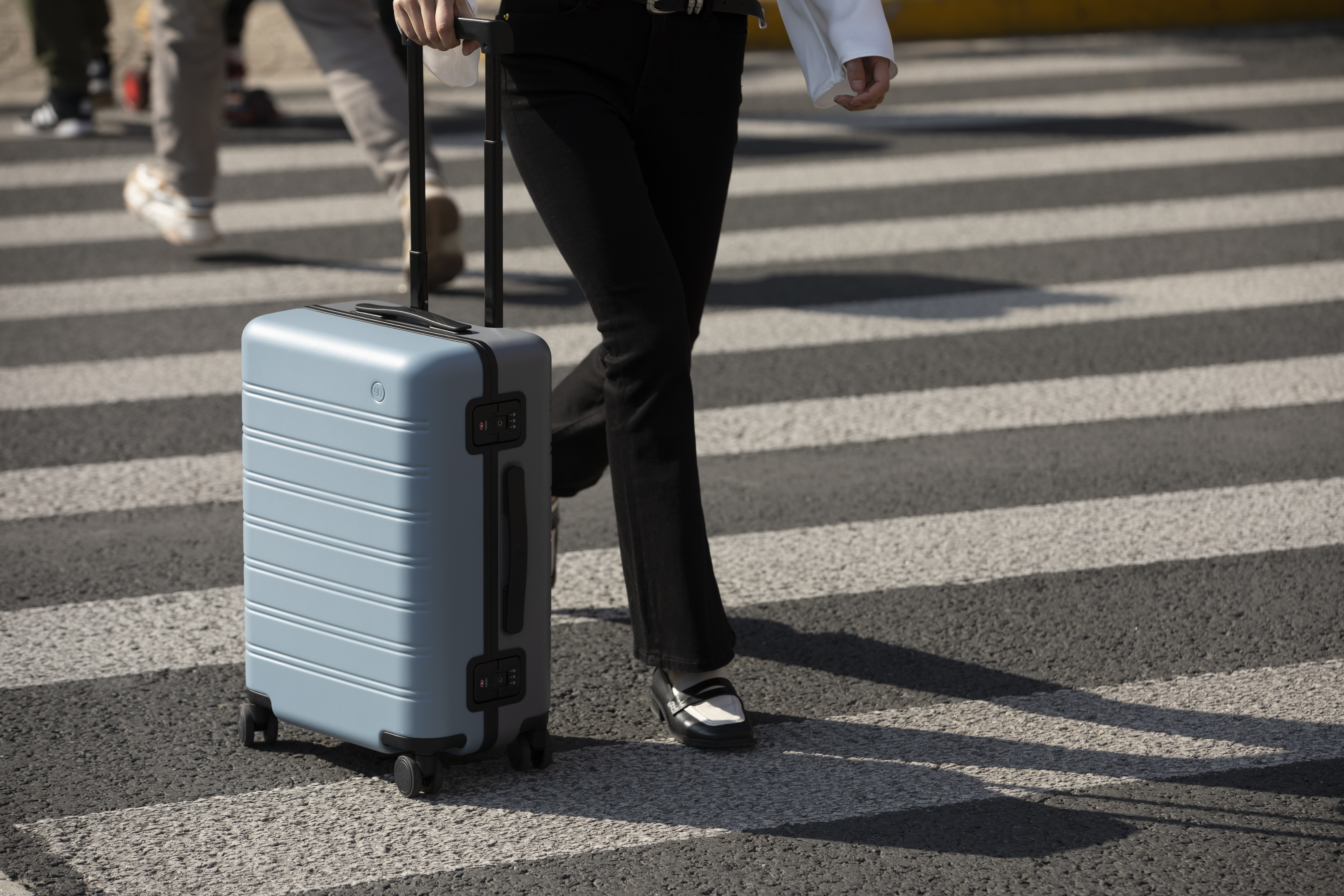 Чемодан Xiaomi NinetyGo Rhine Luggage 20'' Elephant Grey+Blue Grey Казахстан Чемодан Xiaomi NinetyGo Rhine Luggage 20'' Elephant Grey+Blue Grey Казахстан