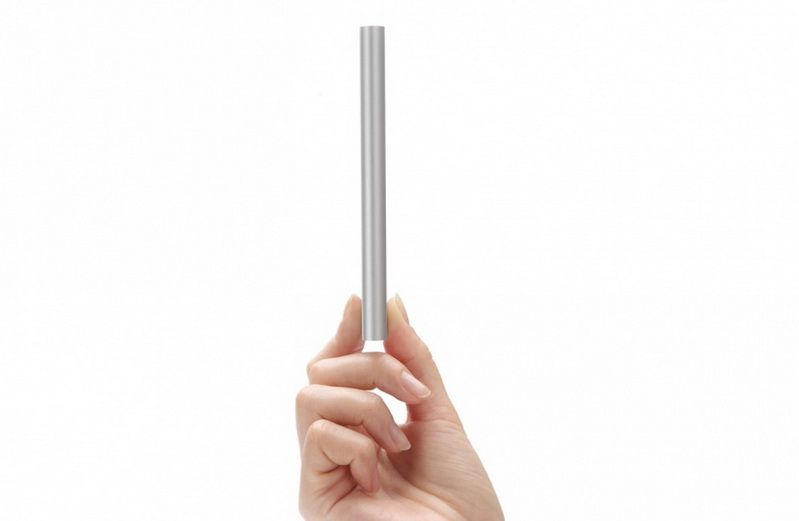 Фотография Power bank Xiaomi 5000 mAh Silver (model 2018) Фотография Power bank Xiaomi 5000 mAh Silver (model 2018)