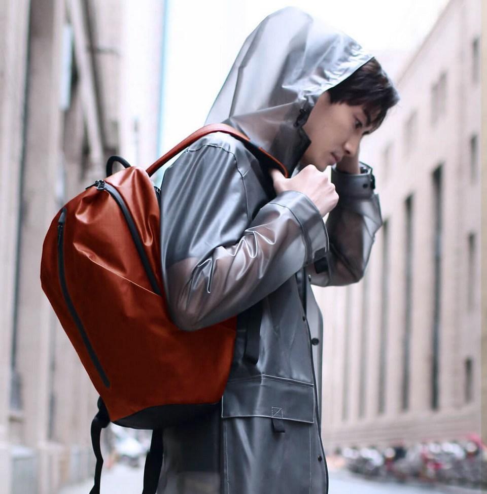 Фотография Рюкзак Xiaomi All Weather Functional Backpack Dark Orange Фотография Рюкзак Xiaomi All Weather Functional Backpack Dark Orange