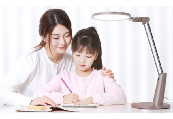 Фото Лампа настольная Xiaomi Yeelight Smart Eye Protection Lamp Pro (YLTD04YL) Фото Лампа настольная Xiaomi Yeelight Smart Eye Protection Lamp Pro (YLTD04YL)
