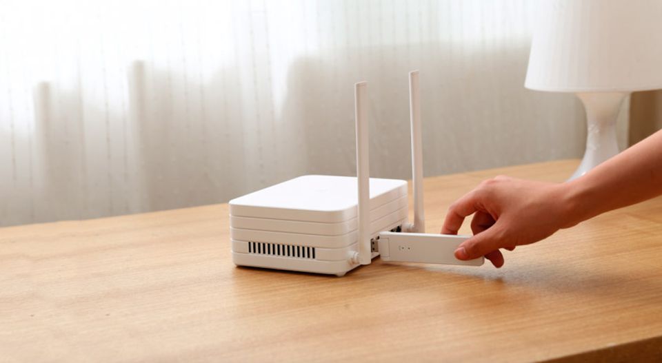 Цена Усилитель WiFi сигнала Xiaomi Mi WiFi Amplifier 2 White Цена Усилитель WiFi сигнала Xiaomi Mi WiFi Amplifier 2 White