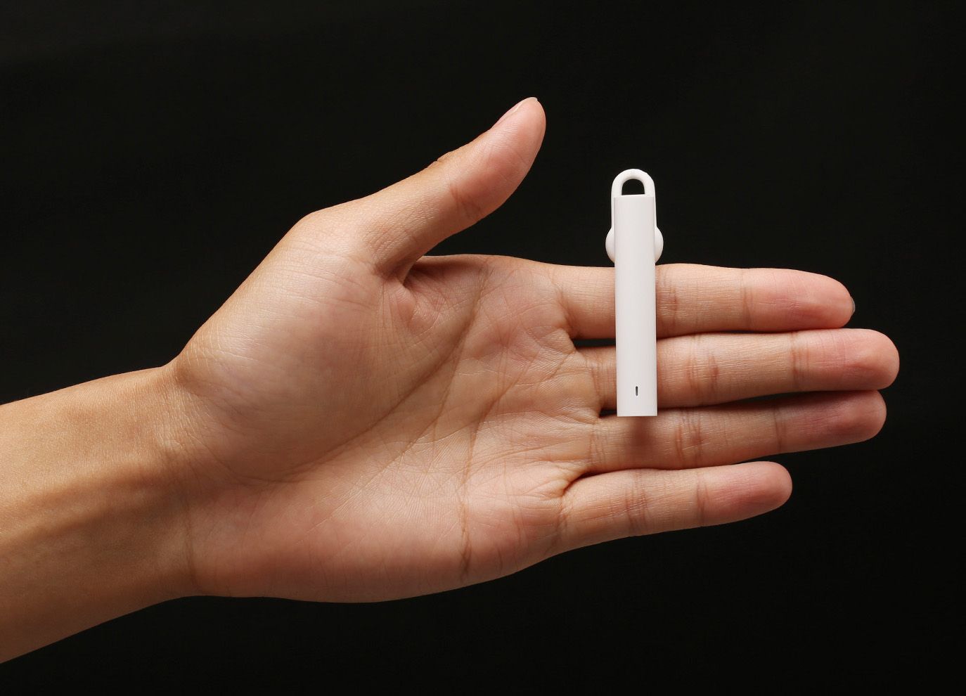 Купить Гарнитура Xiaomi Mi Bluetooth headset White Купить Гарнитура Xiaomi Mi Bluetooth headset White