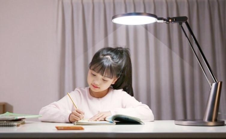 Фотография Лампа настольная Xiaomi Yeelight Smart Eye Protection Lamp Pro (YLTD04YL) Фотография Лампа настольная Xiaomi Yeelight Smart Eye Protection Lamp Pro (YLTD04YL)
