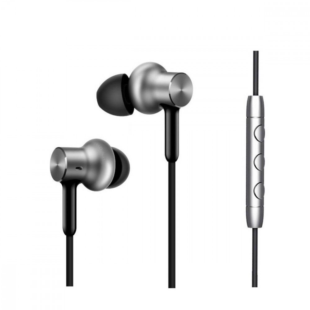 Фотография Наушники Xiaomi Mi In-Ear Headphones Pro HD Silver Фотография Наушники Xiaomi Mi In-Ear Headphones Pro HD Silver