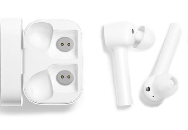 Фотография Наушники Xiaomi Mi Air True Wireless Earphones Lite White (TWSEJ03WM) Фотография Наушники Xiaomi Mi Air True Wireless Earphones Lite White (TWSEJ03WM)