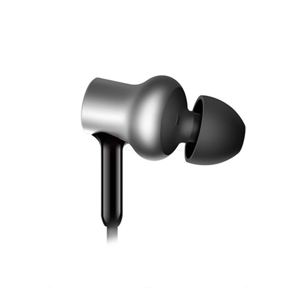 Картинка Наушники Xiaomi Mi In-Ear Headphones Pro HD Silver Картинка Наушники Xiaomi Mi In-Ear Headphones Pro HD Silver