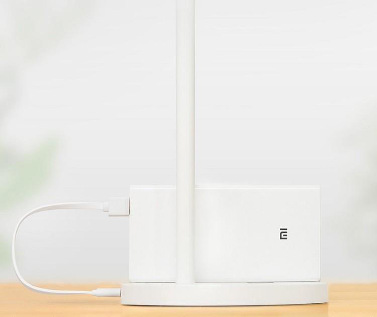Картинка Лампа настольная Xiaomi Yeelight Portable LED Lamp Картинка Лампа настольная Xiaomi Yeelight Portable LED Lamp