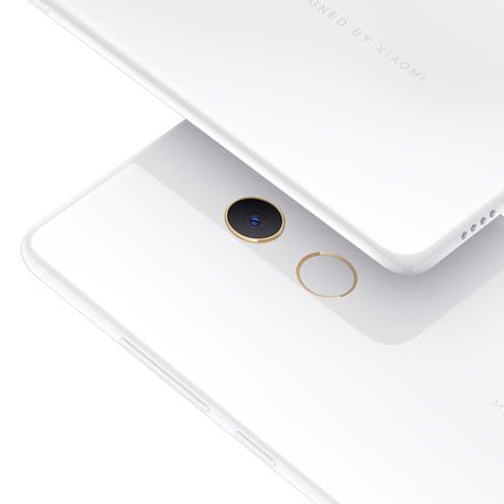 Фотография Смартфон Xiaomi Mi Mix 2 128Gb White Фотография Смартфон Xiaomi Mi Mix 2 128Gb White
