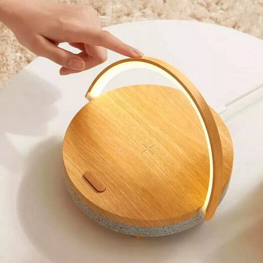 Настольная лампа-колонка Xiaomi Ezvalo Wireless Charging Music Desk Light