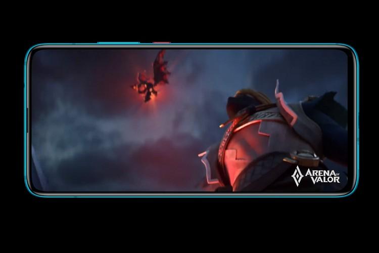 Мощный процессор позволяет играть в игры на Poco F2 Pro с максимальными настройками графики.