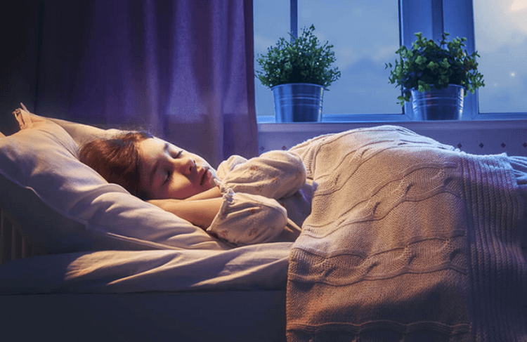 Потолочная лампа Xiaomi Yeelight Comet Ceilling Light