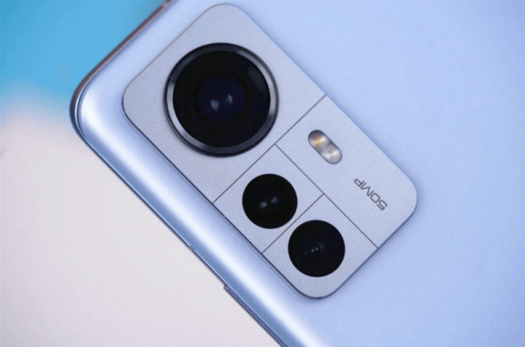 Смартфон Xiaomi 12
