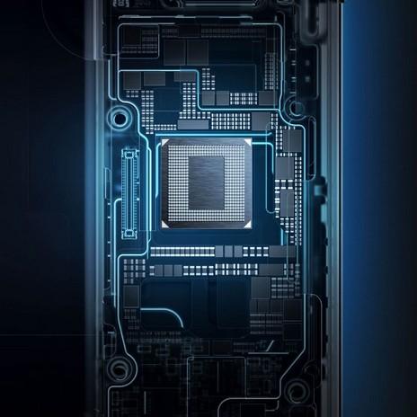 У Mi 10 Lite сканер отпечатков пальцев встроен в экран