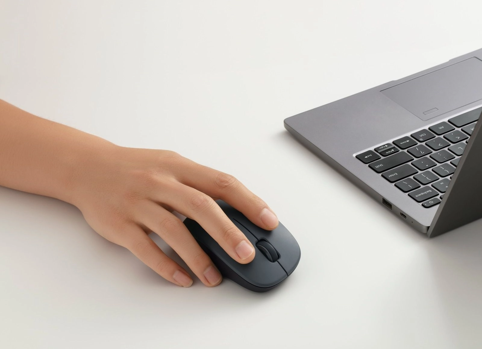 Цена Беспроводная мышь Xiaomi Wireless Mouse Comfort Edition Black Цена Беспроводная мышь Xiaomi Wireless Mouse Comfort Edition Black