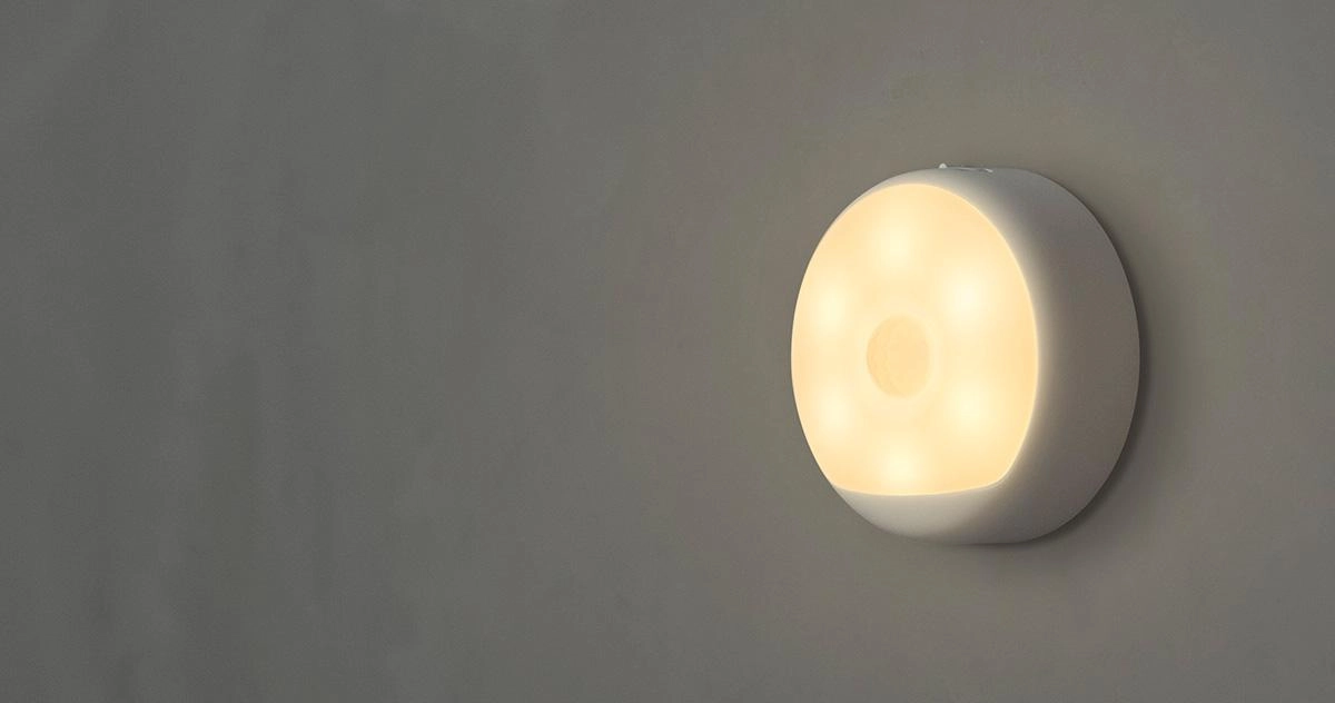 Купить Светильник с датчиком движения Xiaomi Yeelight Motion Sensor Night Light Купить Светильник с датчиком движения Xiaomi Yeelight Motion Sensor Night Light
